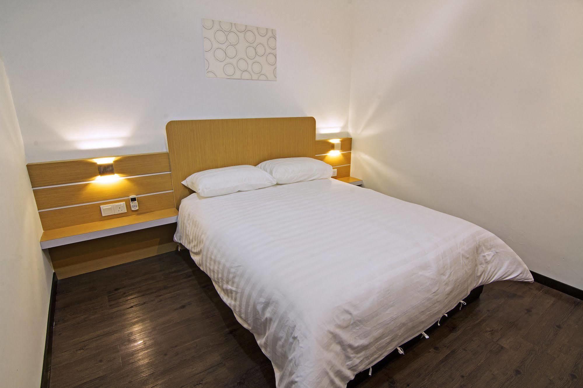 Thanks Hotel Парит-Бунтар Экстерьер фото