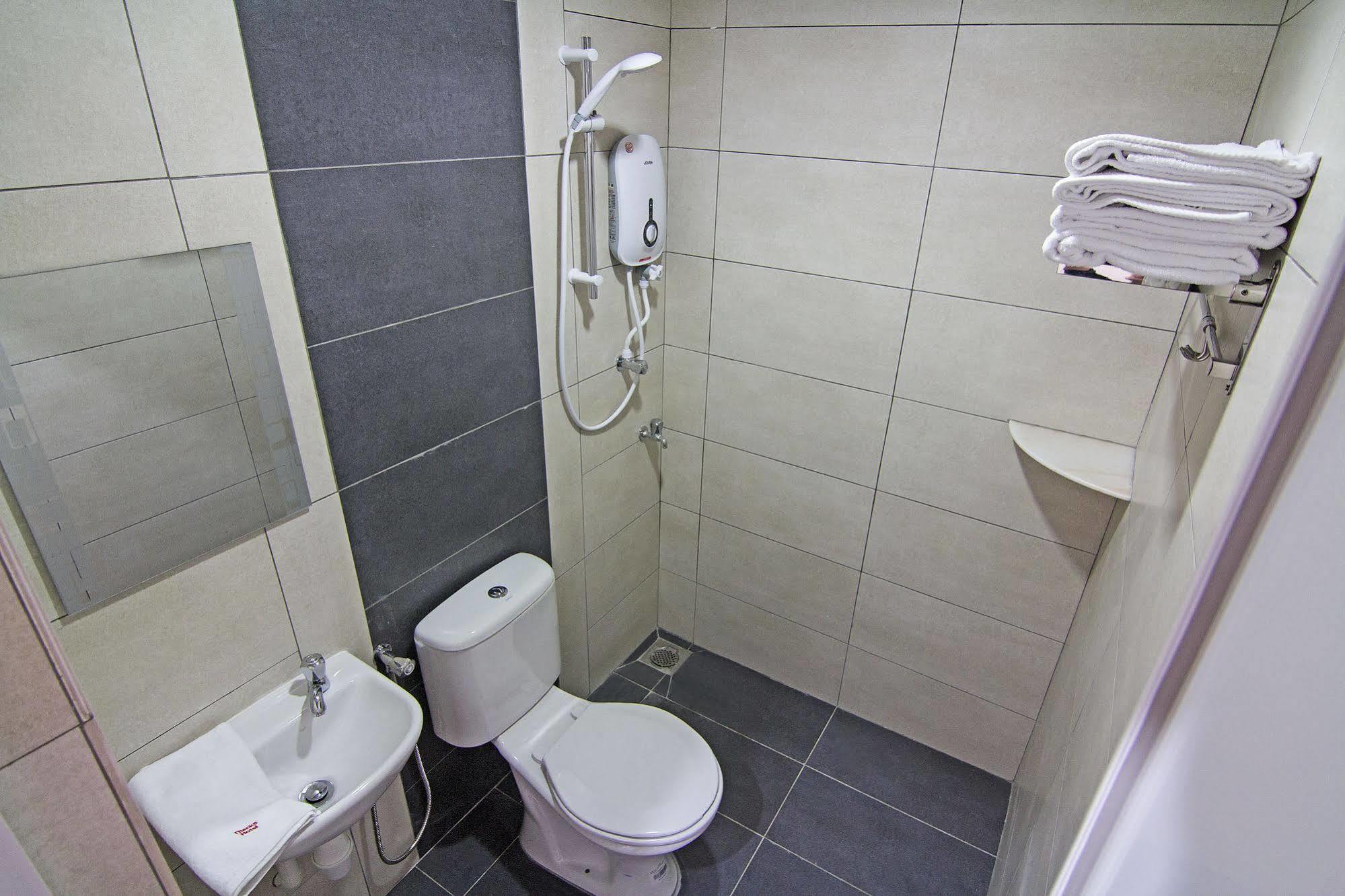 Thanks Hotel Парит-Бунтар Экстерьер фото