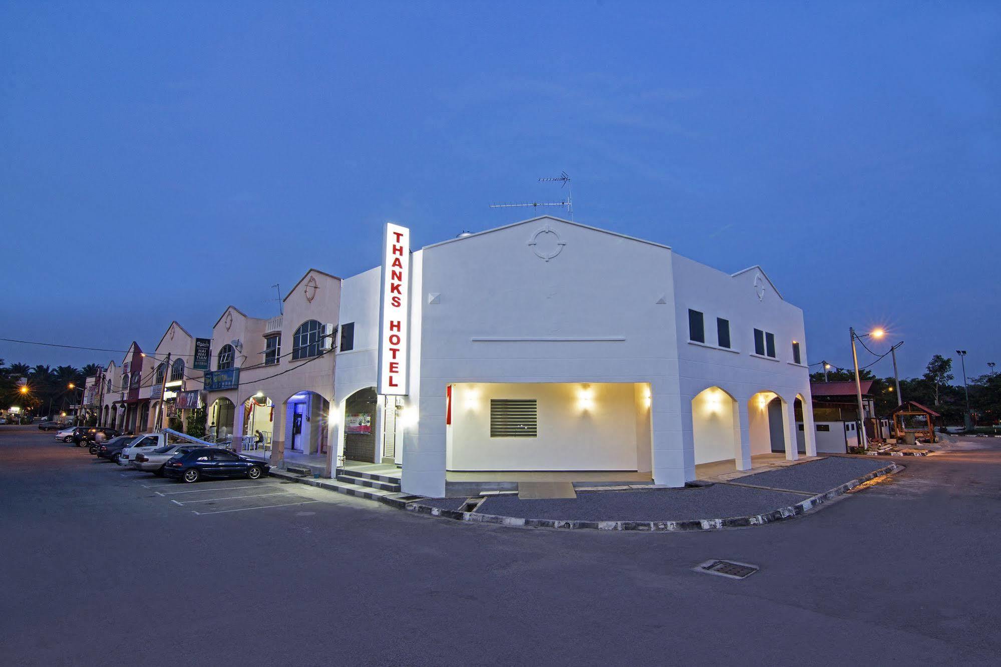 Thanks Hotel Парит-Бунтар Экстерьер фото
